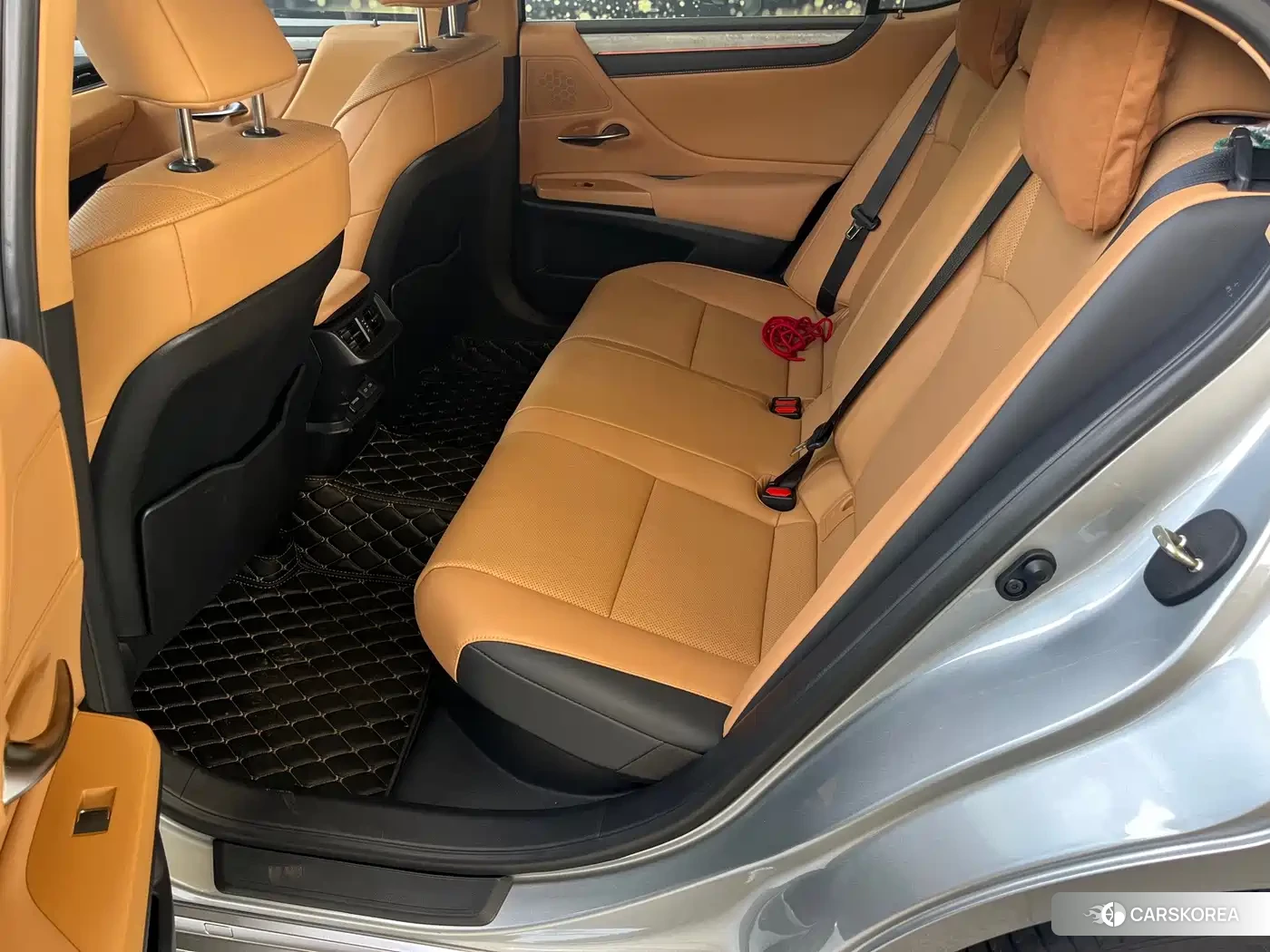Lexus ES id 4680518 из Китая 11
