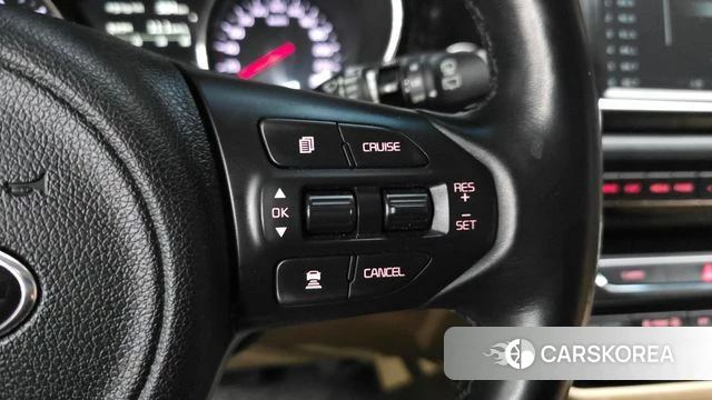Kia All New Carnival id 4286169 из Кореи 8