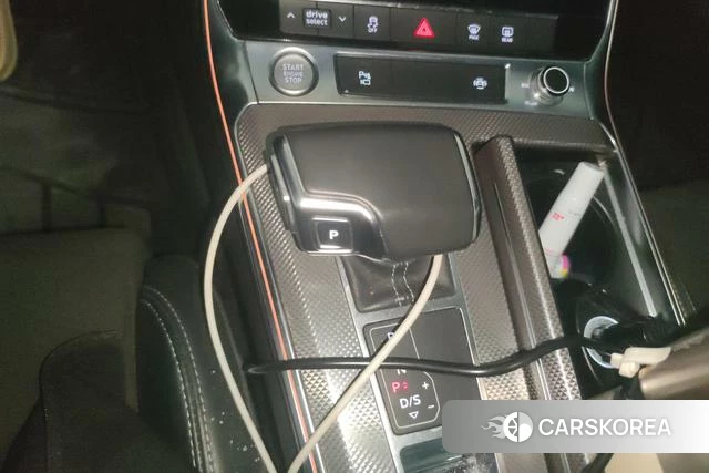 Audi A6L id 4242170 из Китая 8