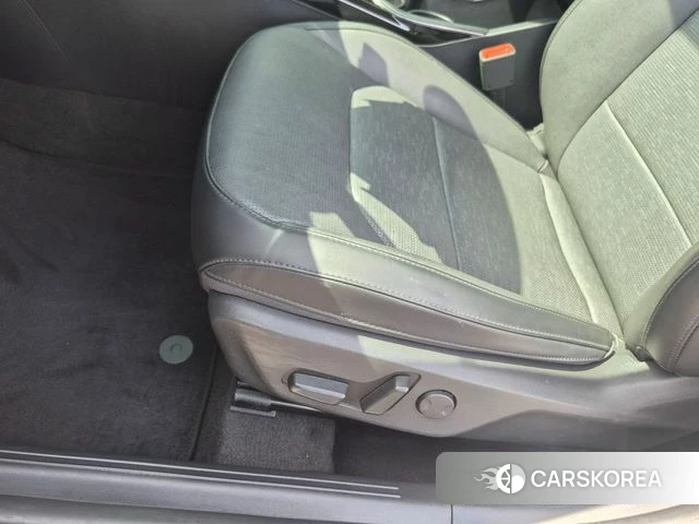 Kia Di Ol Nu Niro id 4421899 из Кореи 8