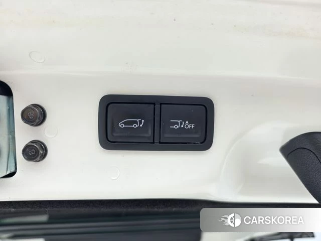 Hyundai Staria id 4546847 из Кореи 8