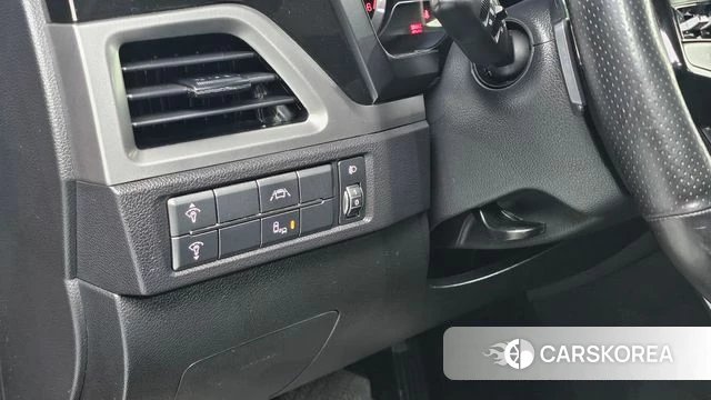 Ssangyong Beautiful Korando id 4642322 из Кореи 8