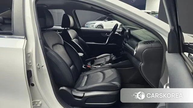 Kia Come New K3 id 3682102 из Кореи 8