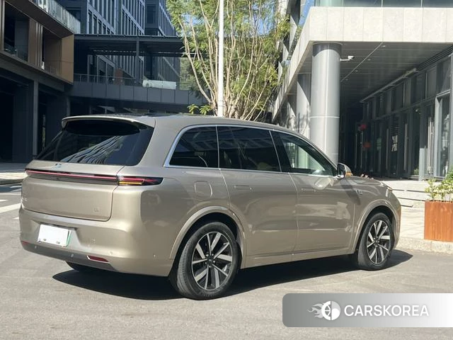 Ideal car Ideal L8 id 3907832 из Китая 8