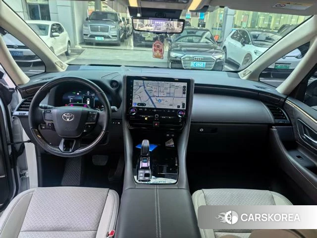Toyota Elfa id 4241505 из Китая 8