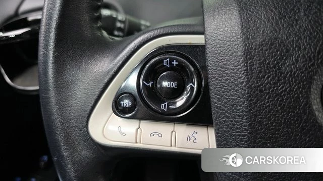 Toyota Prius 4th Generation id 4286304 из Кореи 8