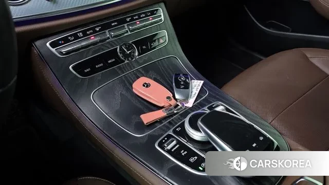 Mercedes-Benz E-Class W213 id 3736644 из Кореи 8