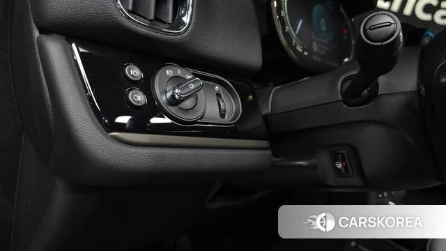Mini Cooper Countryman id 4280914 из Кореи 8