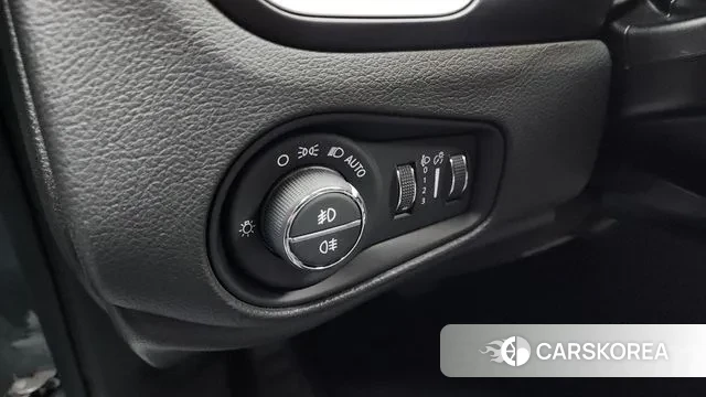 Jeep Renegade id 3336556 из Кореи 8