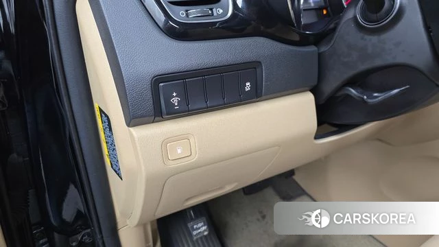 Kia The New Carnival id 3834425 из Кореи 8