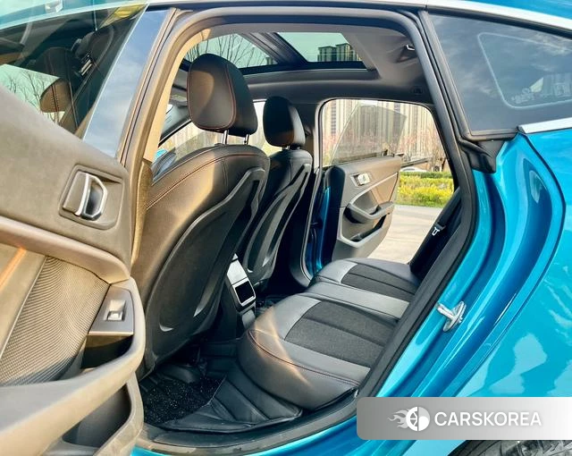 BMW 2 series (imported) id 4261575 из Китая 8