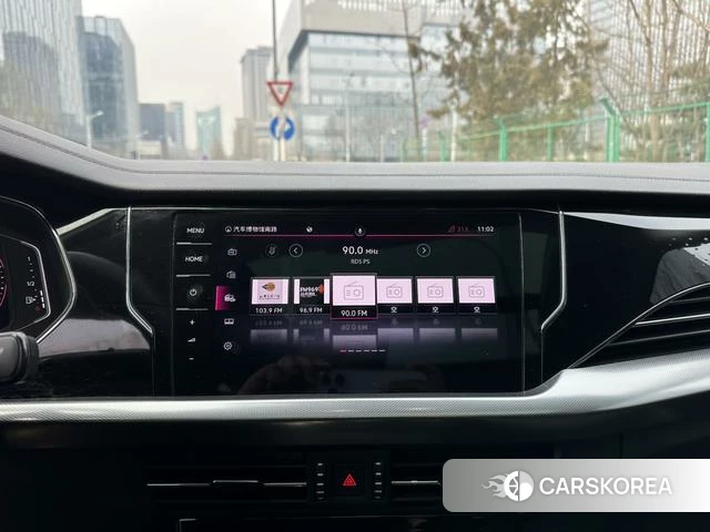 Volkswagen Passat id 4257956 из Китая 8