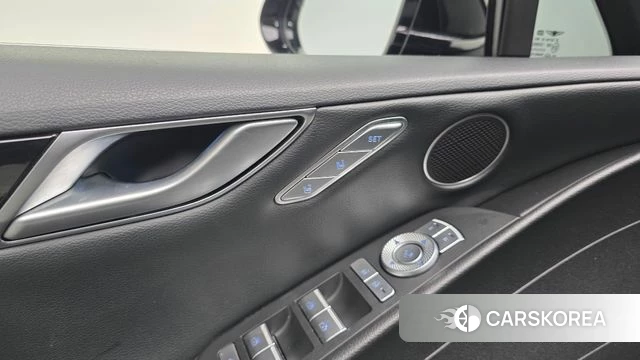 Genesis G80 (RG3) id 4202487 из Кореи 8