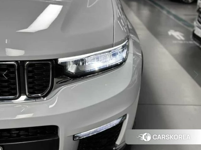 Jeep Grand Cherokee (WL) id 3914677 из Кореи 8