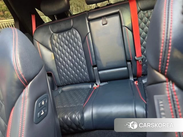 Genesis GV70 id 3839541 из Кореи 8