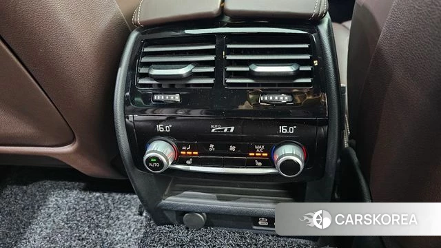 BMW 5 Series (G30) id 4594724 из Кореи 8