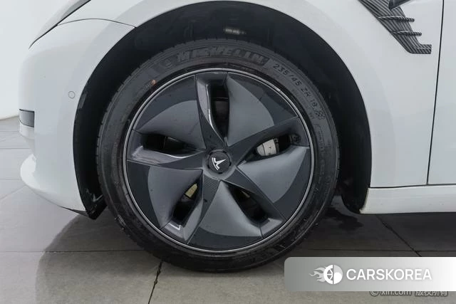 Tesla Model 3 (imported) id 4236120 из Китая 8