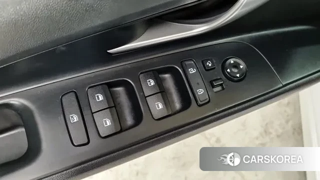 Hyundai Avante (CN7) id 3454296 из Кореи 8