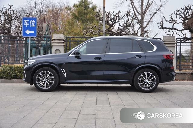 BMW X5 id 4256809 из Китая 8