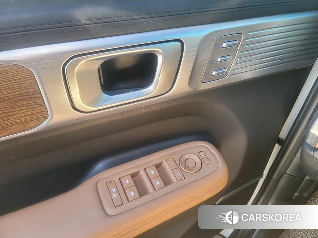 Hyundai Santa Fe (MX5) id 4177946 из Кореи 8