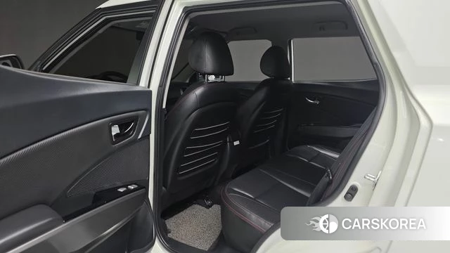 Ssangyong Tivoli Air id 3861582 из Кореи 8