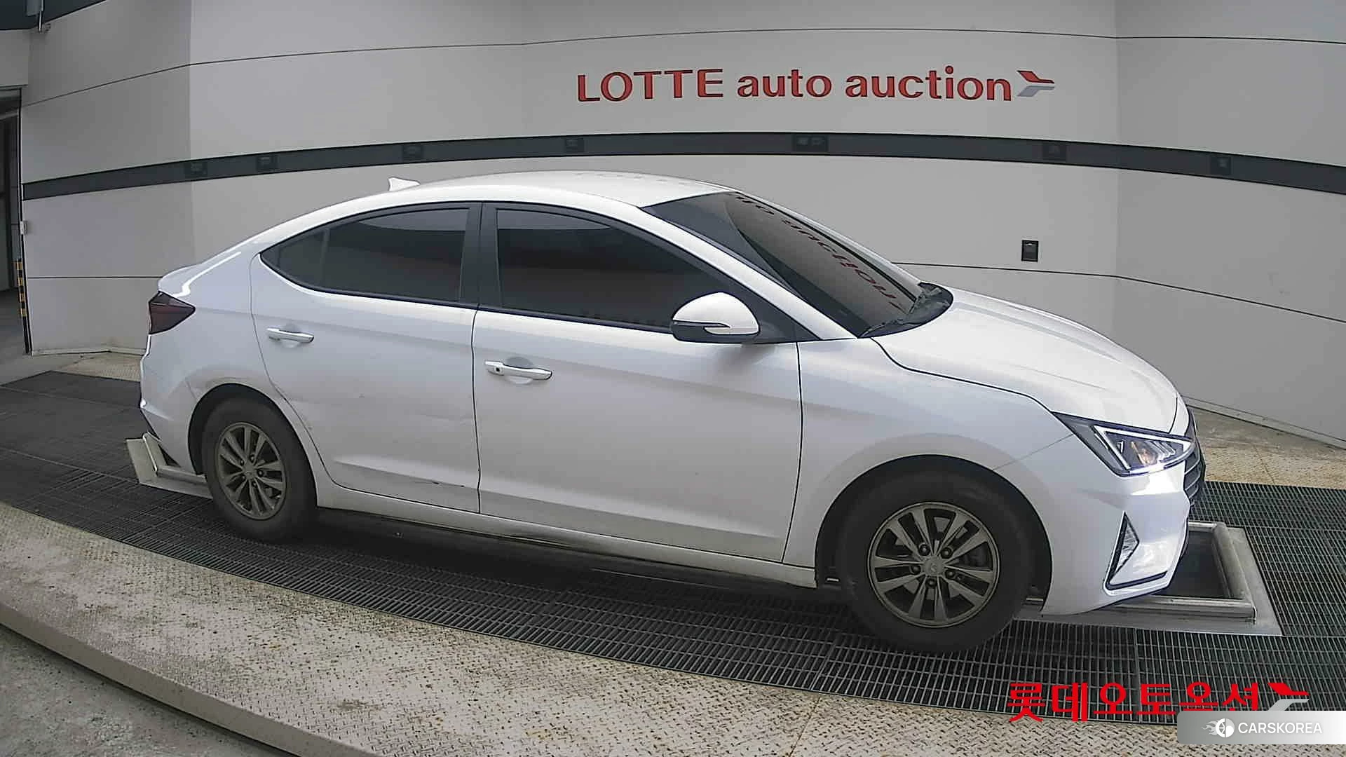 Hyundai Avante id 4289354 из Кореи 8
