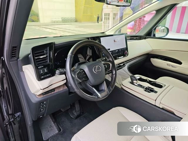 Lexus LM id 4259833 из Китая 8