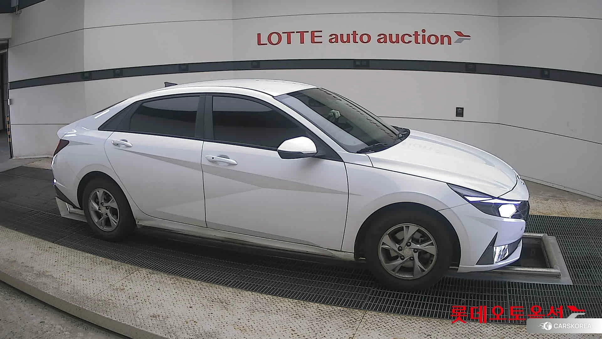 Hyundai Avante id 4504316 из Кореи 8
