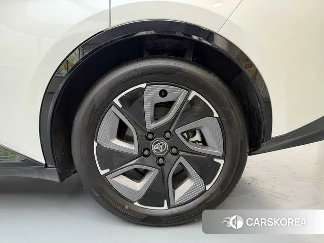 Toyota bZ3 id 4211483 из Китая 8