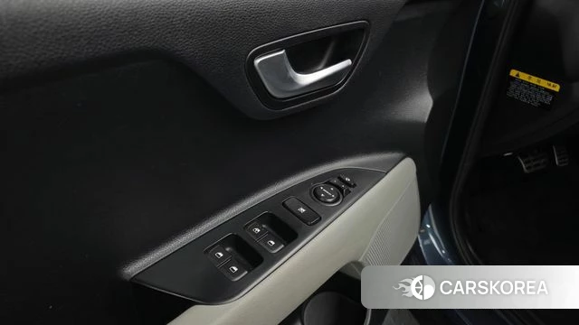 Kia Stonic id 3795867 из Кореи 8