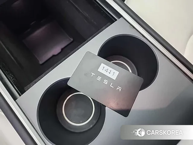 Tesla Model Y id 3241553 из Кореи 8