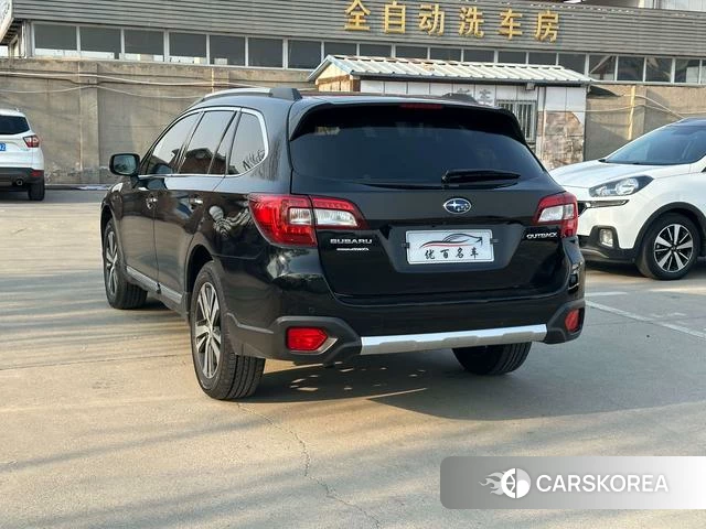 Subaru OUTBACK id 4208640 из Китая 8
