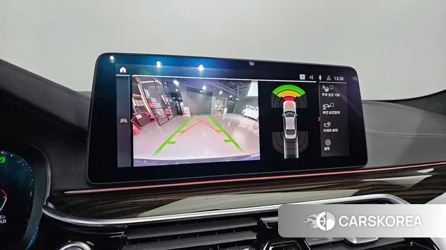 BMW 5 Series (G30) id 3639947 из Кореи 8