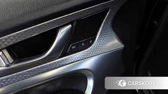 Genesis The New G70 id 3717650 из Кореи 8