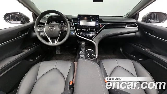 Toyota Camry (XV70) id 2687483 из Кореи 8