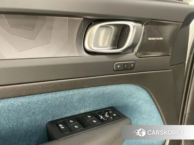 Volvo C40 Richards id 3299685 из Кореи 8