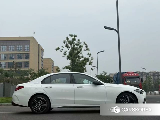 Mercedes-Benz Class C id 4328866 из Китая 8