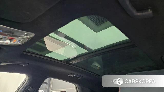 Genesis GV70 id 4202169 из Кореи 8