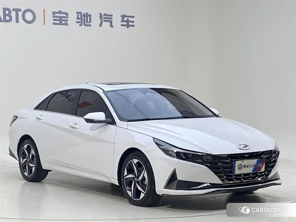Hyundai Elantra id 4545985 из Китая 8