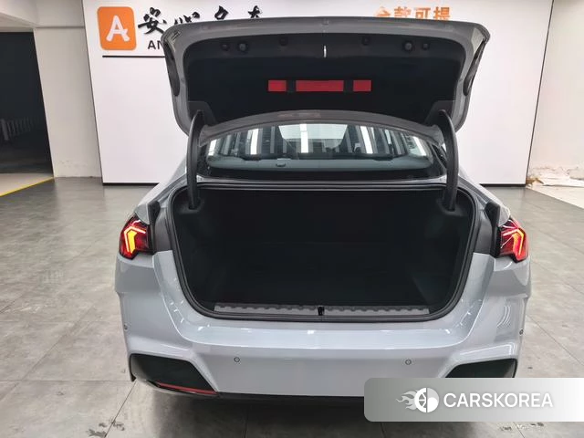 BMW 2 series id 4313715 из Китая 8