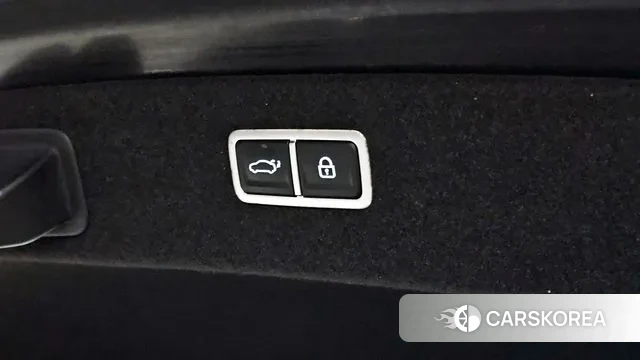 Genesis G90 (RS4) id 3483003 из Кореи 8