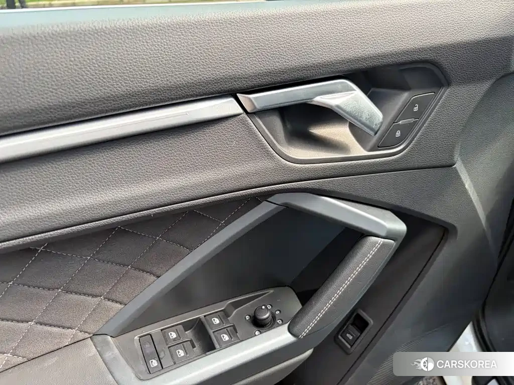 Audi Q3 id 4622304 из Китая 8