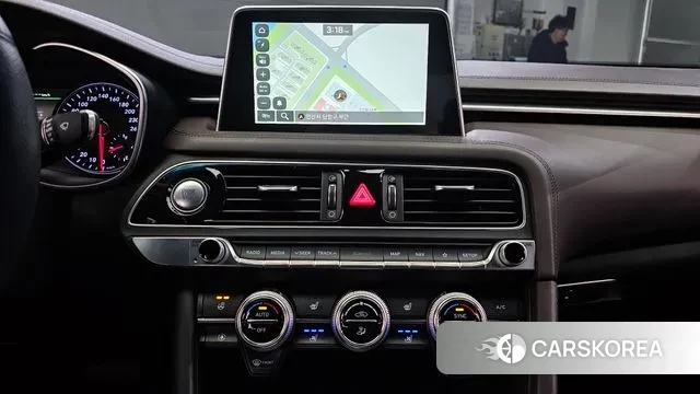 Genesis G70 id 2356316 из Кореи 8