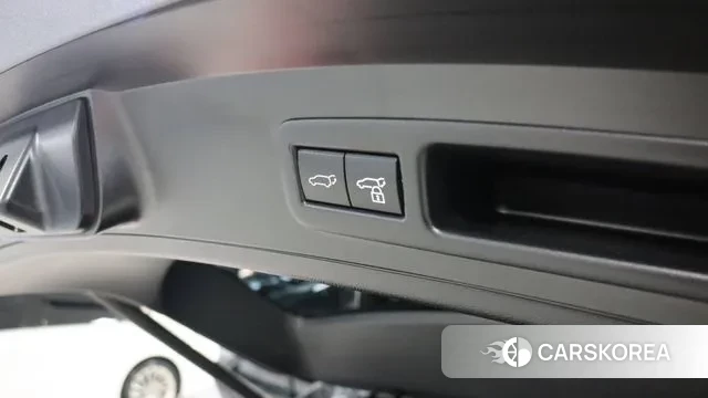 Lexus UX300h id 3496743 из Кореи 8