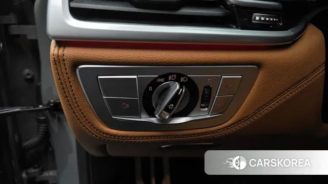 BMW 7 Series (G11) id 3508995 из Кореи 8