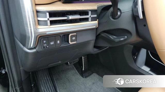 Hyundai Santa Fe (MX5) id 4640378 из Кореи 8