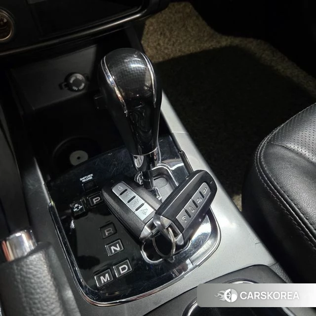 Ssangyong New Style Korando C id 3853566 из Кореи 8