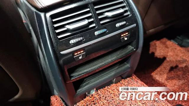 BMW 5 Series (G30) id 2699503 из Кореи 8