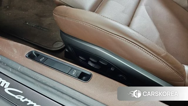 Porsche 911(992) id 4562641 из Кореи 8