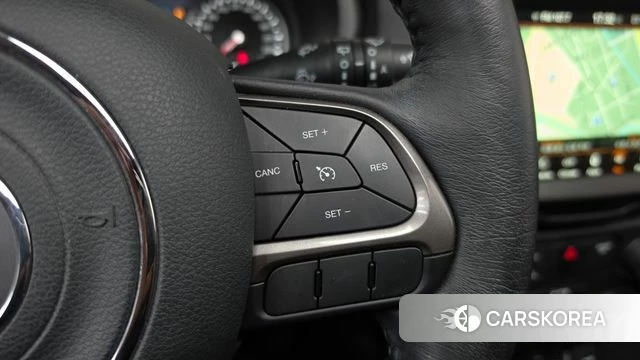 Jeep Renegade id 4415676 из Кореи 8